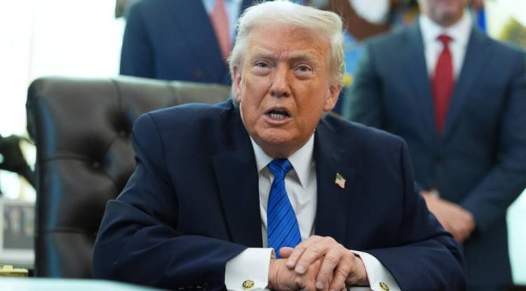 ترامب يصف حلف الأطلسي 