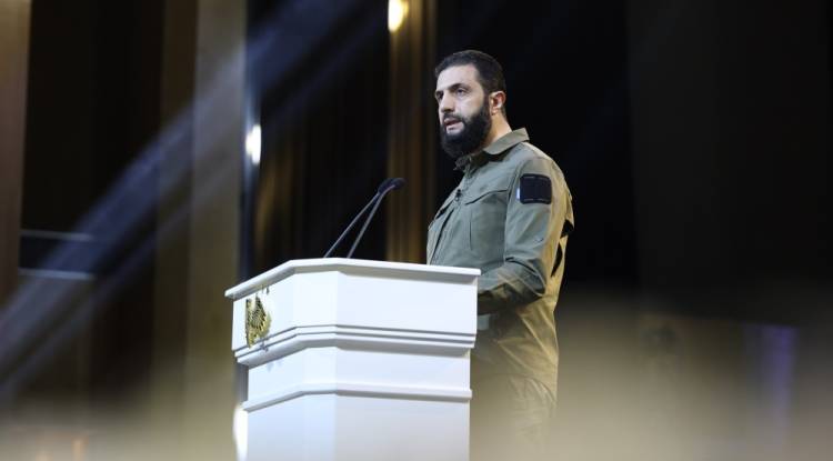 الرئيس الشرع في الذكرى الأولى للتحرير: طوينا صفحة الاستبداد ونبدأ معركة البناء والوفاء بالعهود