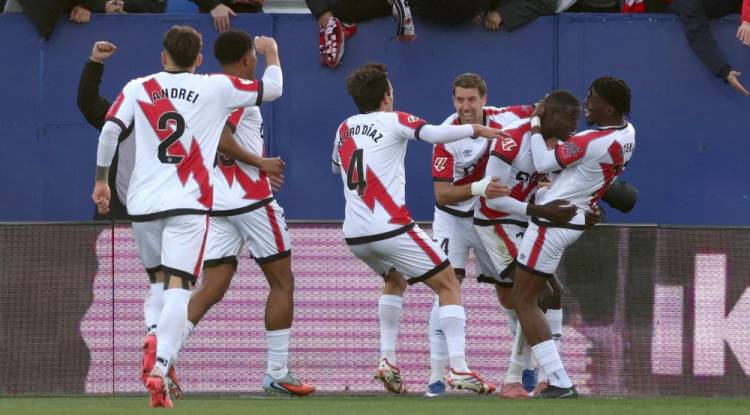 أتلتيكو مدريد يخسر بثلاثية نظيفة أمام رايو فاليكانو