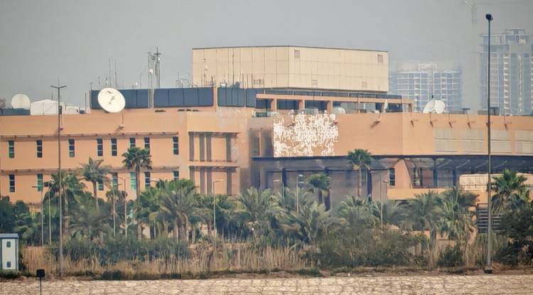 استهداف السفارة الأمريكية في بغداد بهجوم صاروخي