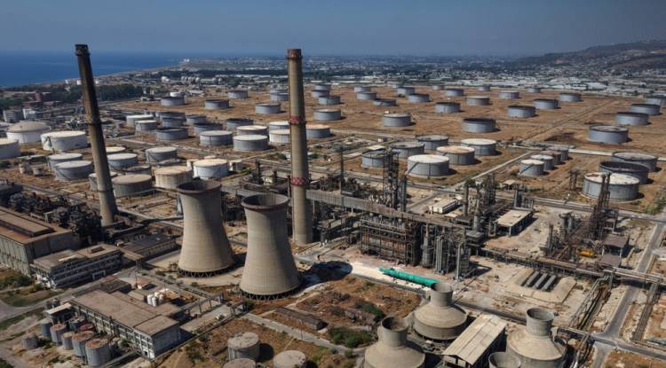 مليارات النفط الضائعة: أين ذهبت 600 مليار ليرة من مصافي حمص وبانياس؟