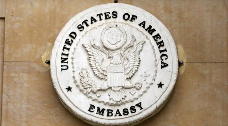 هجوم على السفارة الأمريكية في الرياض وواشنطن تدعو رعاياها لمغادرة الشرق الأوسط