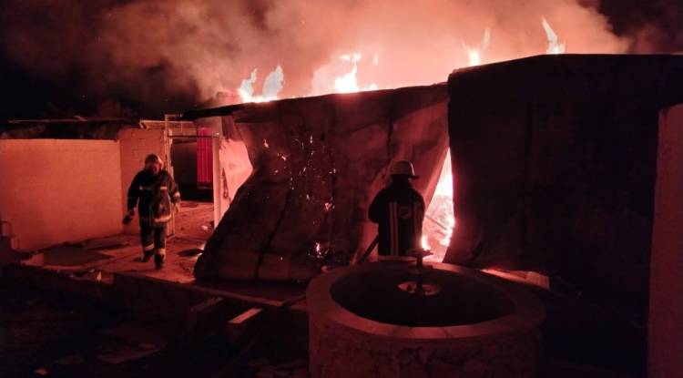 الدفاع المدني يستجيب لـ24 حريقاً في سوريا خلال يوم واحد