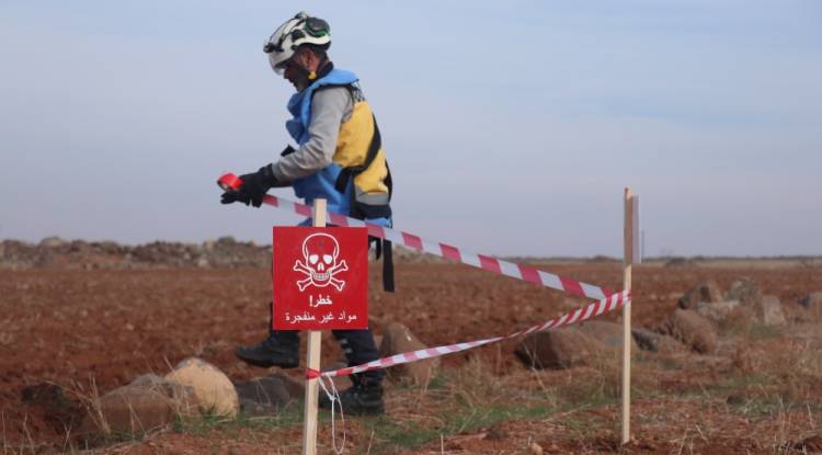 مقتل ثلاثة شبان بانفجار لغم أرضي في ريف حماة