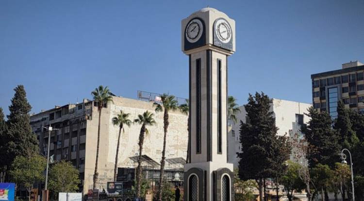 محامو حمص يلوحون بمقاطعة 