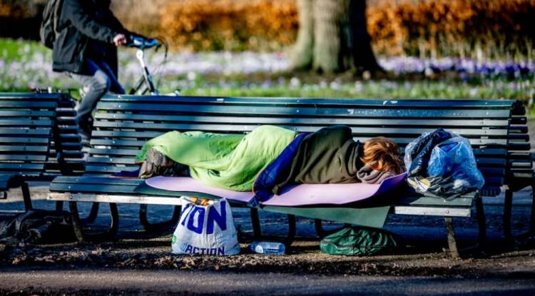 أوتريخت الهولندية تتجه لإنهاء تغريم المشردين الذين ينامون في العراء