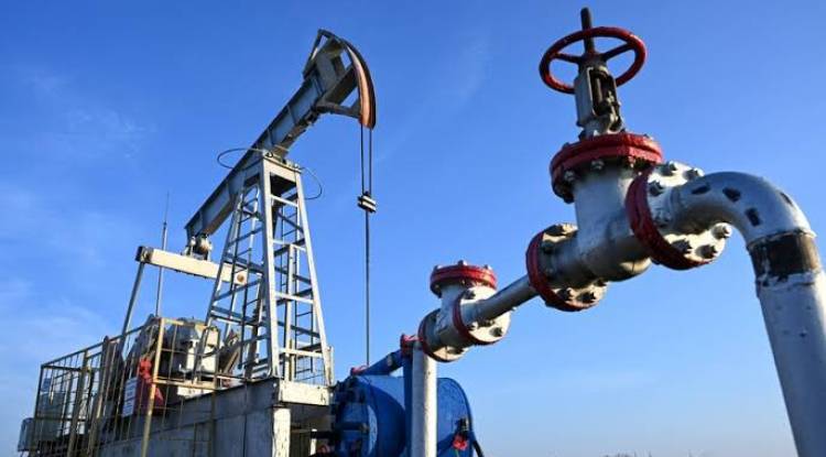 ارتفاع النفط بعد تهديد أمريكي بحصار مفتوح على إيران