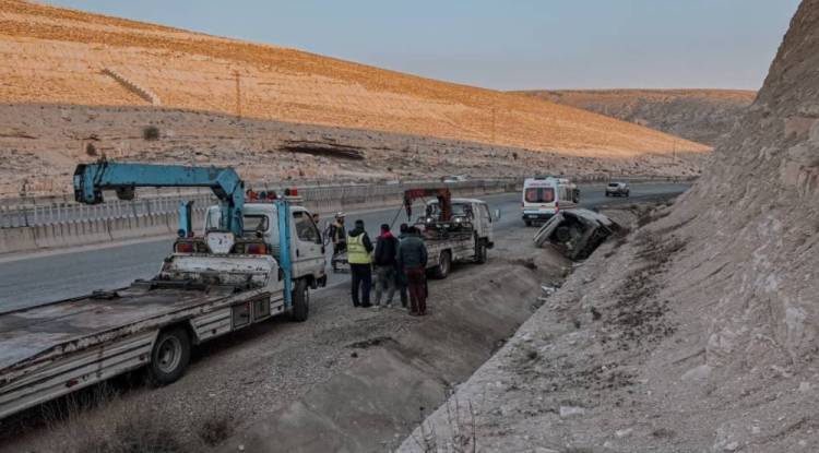 الدفاع المدني: وفاة شاب وإصابة 11 مدنياً في 9 حوادث سير بسوريا