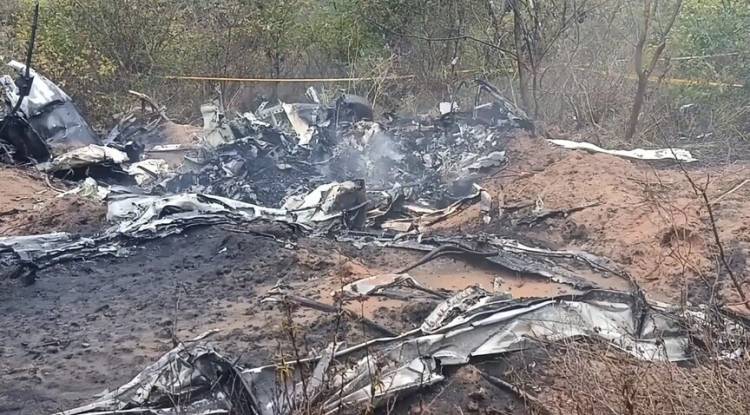 فرنسا.. سقوط مفاجئ لطائرة مدنية يخلف 11 ضحية