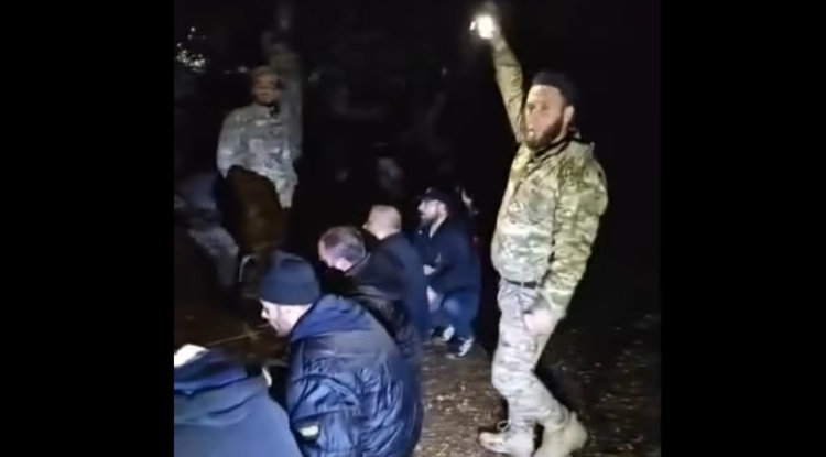 القبض على 12 شخصاً مرتبطين بالنظام البائد على الحدود السورية اللبنانية