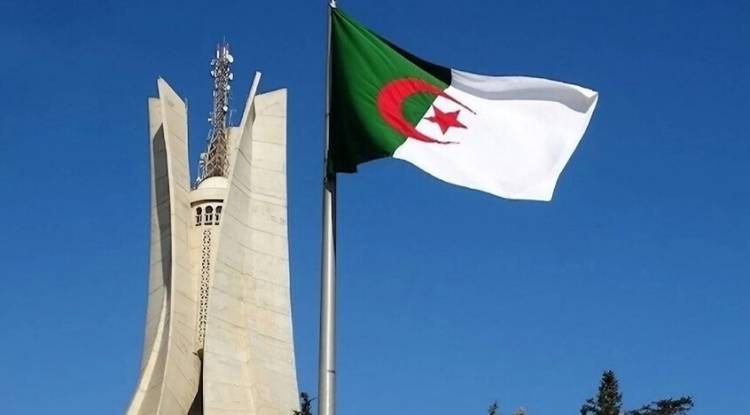 الجزائر.. رفع الحد الأدنى للأجور ومنحة العاطلين