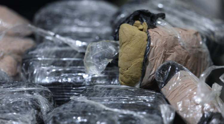 ضبط 24 كيلوغرام حشيش معدة للتهريب في حرستا بريف دمشق