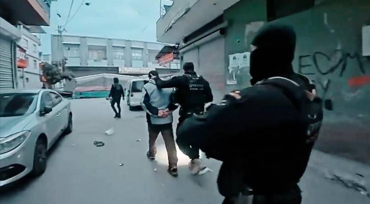 تركيا.. القبض على 233 شخصا يشتبه في ارتباطهم بـ