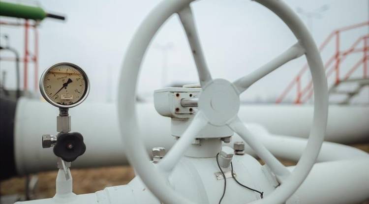 أوكرانيا تعلن استهداف خط أنابيب نفط في منطقة موسكو