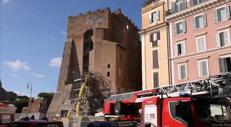 توتر دبلوماسي روسي إيطالي إثر انهيار برج تاريخي بروما