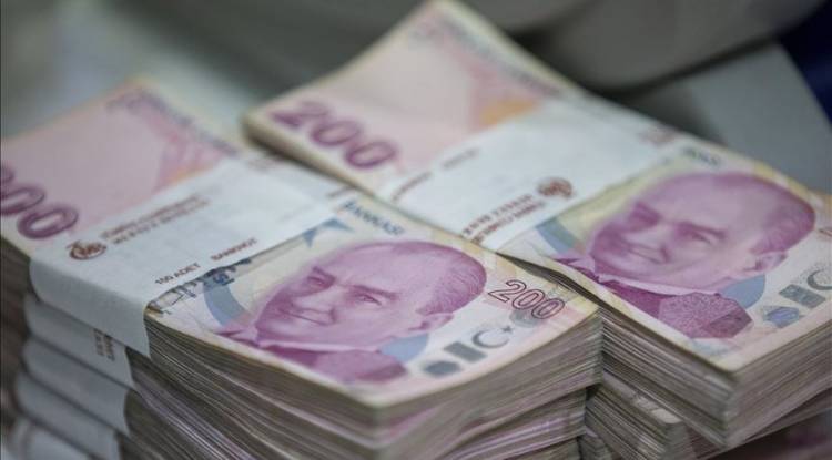 تركيا.. رفع الحد الأدنى للأجور بنسبة 27 بالمئة