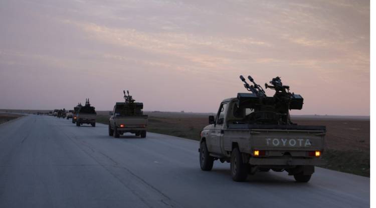 بدء انسحاب الجيش السوري من محيط الحسكة تنفيذاً للاتفاق مع 