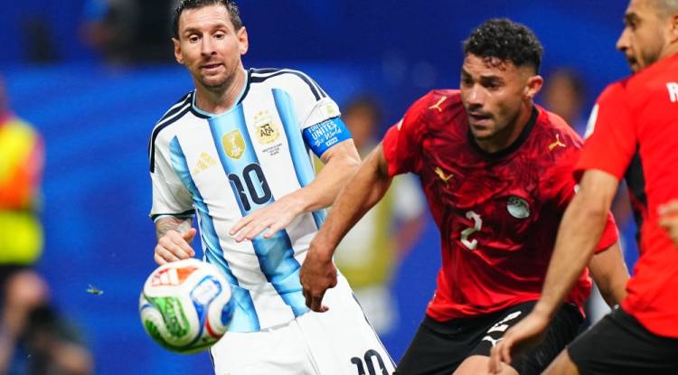 فوز مصري مستحق على الأرجنتين 2/1