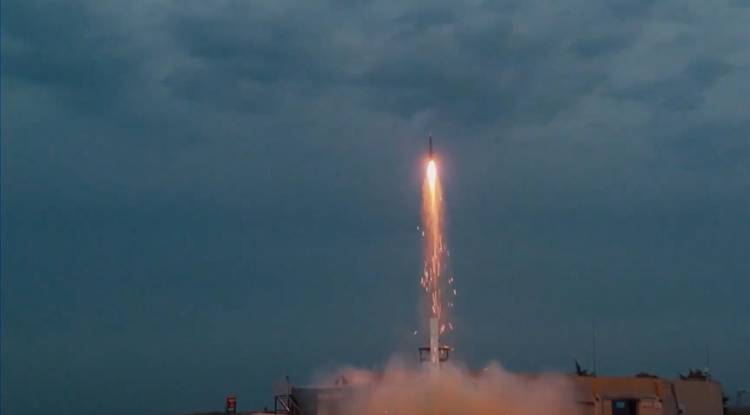 إيران تعلن تنفيذ هجمات بصواريخ ذات رؤوس حربية ثقيلة