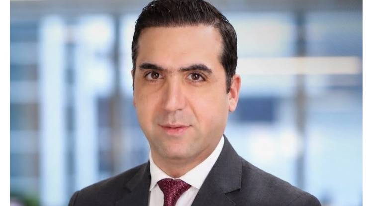 من الاستشارات الاقتصادية إلى قيادة الاستثمار السيادي.. عمر الحلبي يضع خبرة عقدين في خدمة سوريا