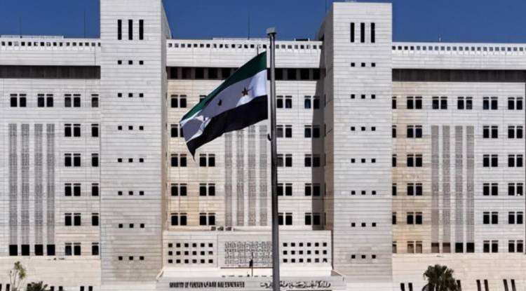 تعيينات الخارجية السورية: تساؤلات قانونية حول 
