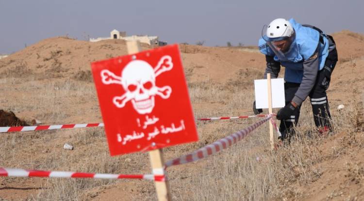 إصابة طفل بانفجار لغم في ريف درعا