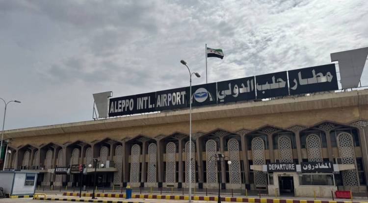 الخطوط الجوية السورية تعلن تعليق رحلاتها من وإلى مطاري دمشق وحلب الدوليين حتى إشعار آخر