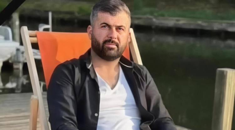 عائلة الشاب 