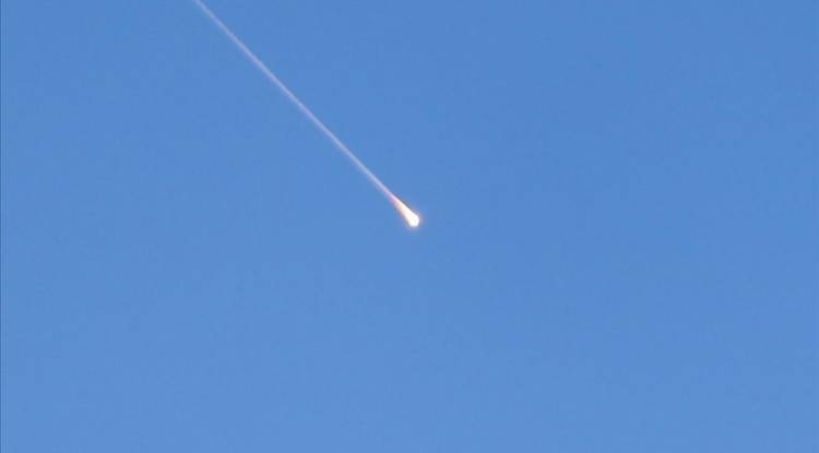 اندلاع حريق بعد استهداف شركتين أمريكيتين في البصرة 