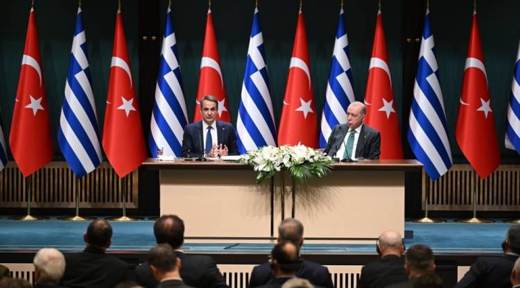 رئيس وزراء اليونان يؤكد أهمية الحوار وعلاقات حسن الجوار مع تركيا