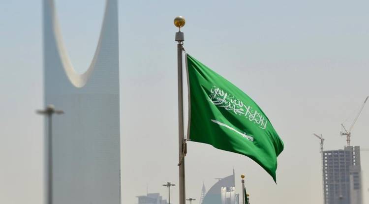 السعودية تدين هجمات إيرانية على دول عربية وتعتبرها 