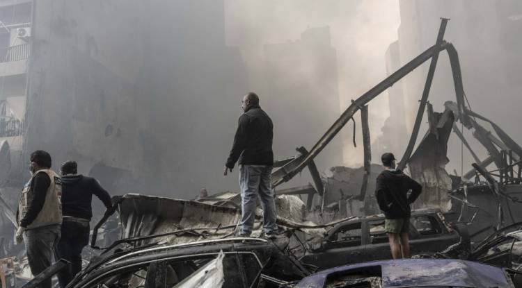 مئات القتلى والجرحى في غارات إسرائيلية مكثفة على لبنان