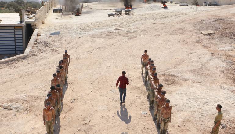 من تدريبات "الجبهة الوطنية للتحرير" أمس السبت.. في ادلب