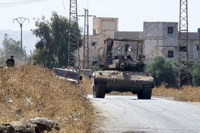 الاحتلال الإسرائيلي يعتقل شخصاً خلال توغل في ريف القنيطرة الجنوبي
