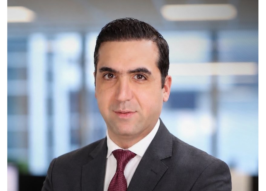 من الاستشارات الاقتصادية إلى قيادة الاستثمار السيادي.. عمر الحلبي يضع خبرة عقدين في خدمة سوريا