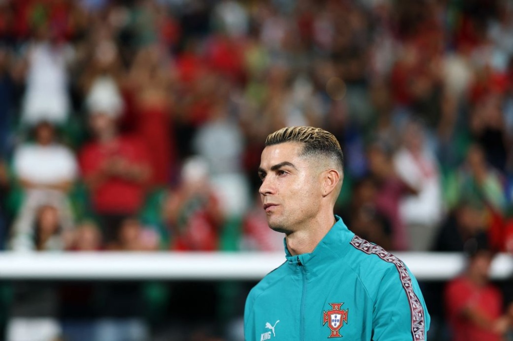 رونالدو يتصدر قائمة فوربس لأعلى لاعبي كرة القدم دخلاً لعام 2026